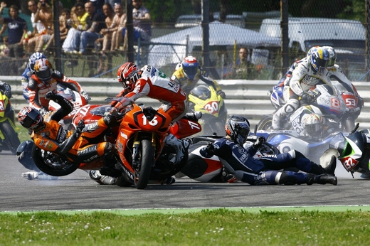 2008-Marek_Paulicek-Crashdance_v_Monze.jpg