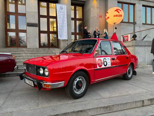 6_Skoda120GLS.jpg