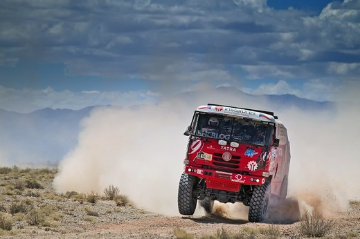 7_etapa_dakar_2013_loprais_instaforex_loprais_team_poust2.jpg