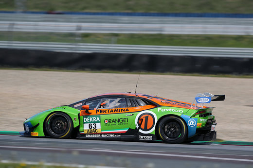 ADAC_GT(2).jpg