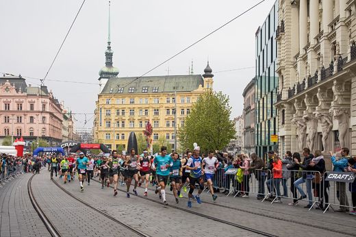 Brněnský půlmaraton 01.jpg