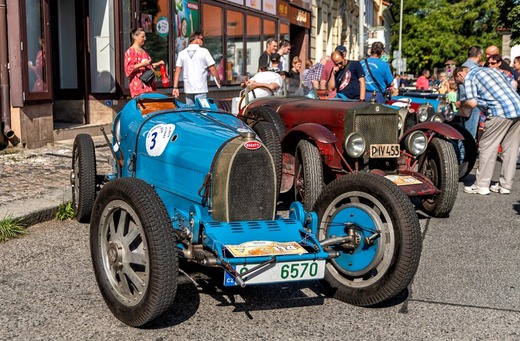 Bugatti Typo 35 byl závodní automobil, který v roce 1924 navrhl 