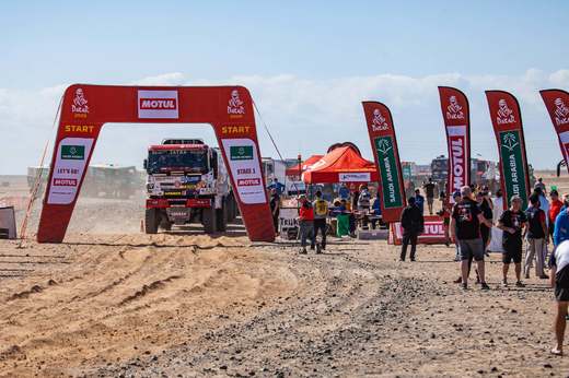 Buggyra_Dakar-2.jpg