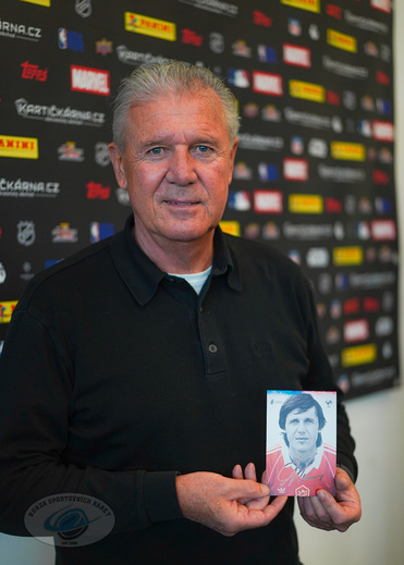 Card-Show-2024-5.jpg