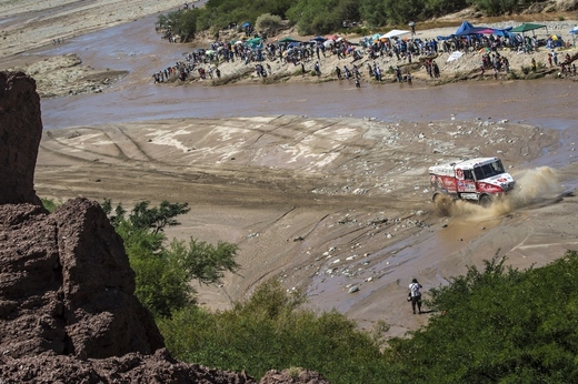 _CH19251_Dakar2014_10_1_Loprais_6etapa_fotoChytka.jpg