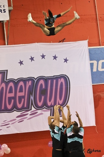 cheer_1037.jpg