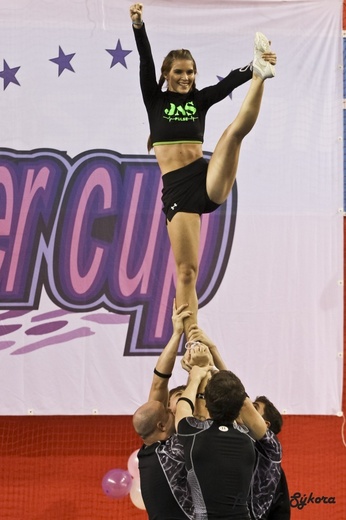 cheer_1132.jpg