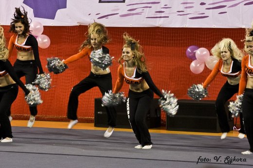 cheer_1171.jpg