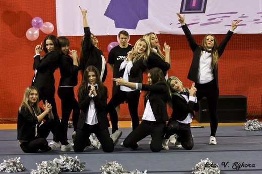 cheer_1284.jpg