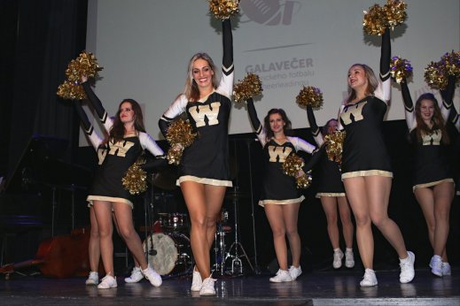 cheer4.jpg