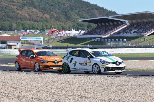 Clio_2.jpg