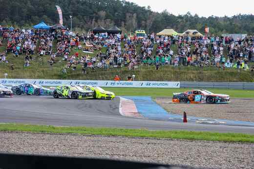 Crashes-MostNASCAR26-01.jpg