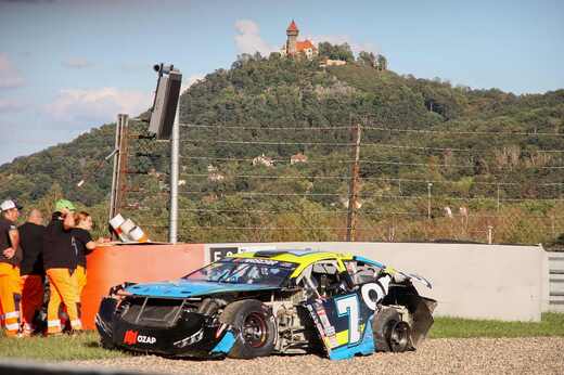 Crashes-MostNASCAR26-08.jpg