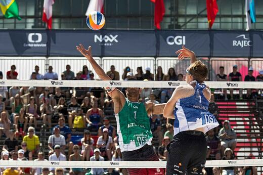 David_Perusic_v_zapase_s_bratranci_Grimaltovymi_(CHI).jpg