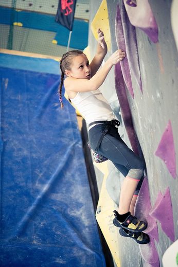 deti na CP v boulderingu_FOTO-Monika Brkalova.jpg