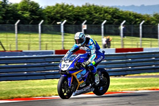 Donington_ned 429_tonemapped.jpg