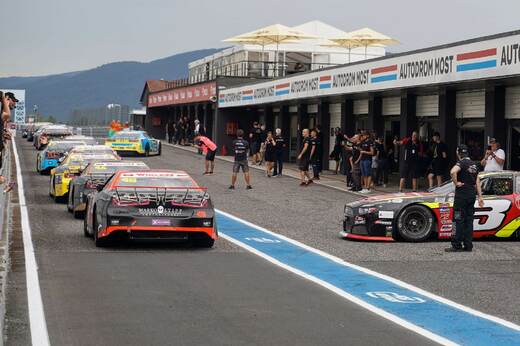 EuroNASCAR_2023_Most_7.jpg