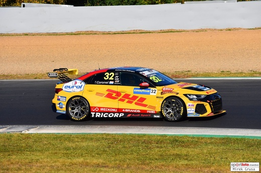 FIA WTCR - 0021  Most 10.10.2021   .jpg