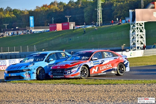 FIA WTCR - 0057  Most 10.10.2021   .jpg