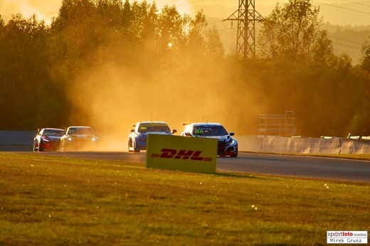 FIA WTCR - 0077  Most 10.10.2021   .jpg
