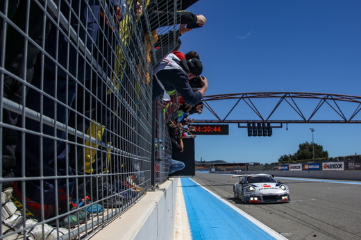FinishHerberthMotorsport_800pix.JPG