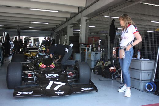 FS-F1-06.jpg