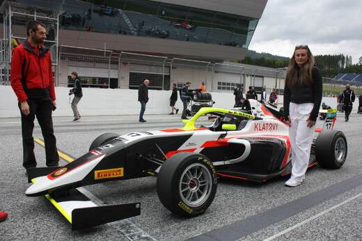 FS-F4-09.jpg