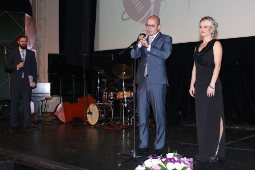gala17-1.jpg