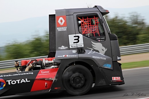 Truck