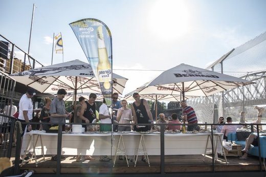 KayakBeachBarOpening_24.JPG