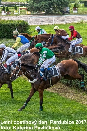 KP_dostihy_Pardubice17.jpg
