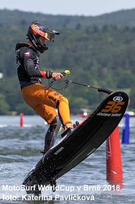KP_motosurf18.jpg