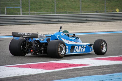 L-08.jpg