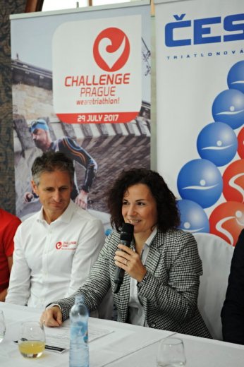 Lenka Kovářová