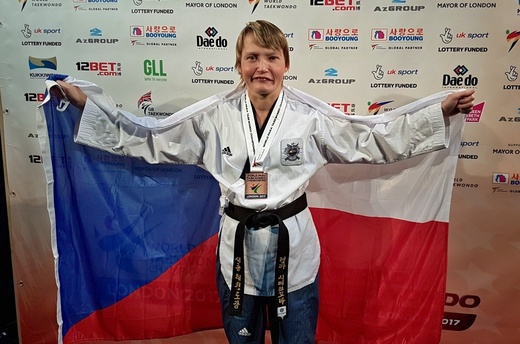 Lenka šimečková vybojovala bronz.jpg