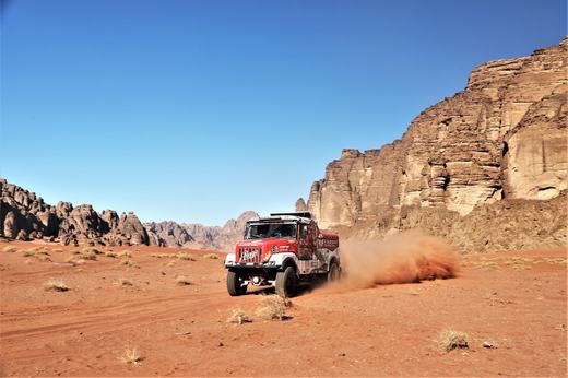 Loprais_Dakar20-20.jpg