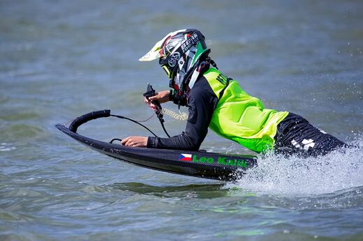 Motosurfy_v_Jedovnicich_-_5.jpg