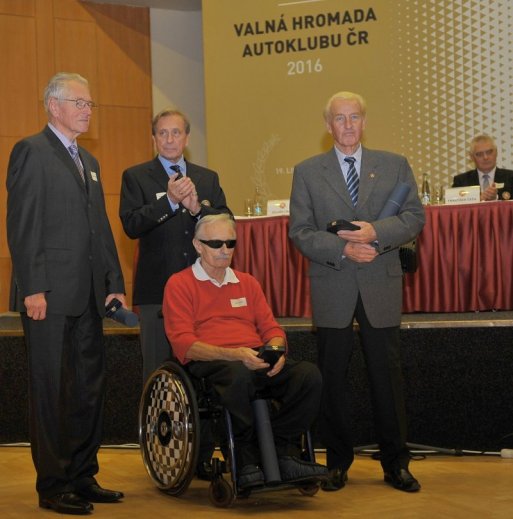 Na snímku zleva Jiří Charvát, Roman Ječmínek, Jiří Berger a Gerh