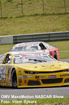 NASCAR21.jpg