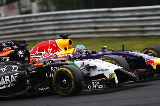 Nico_Hulkenberg_Force_India_VJM07_Mercedes_and_Sebastian_Vettel_