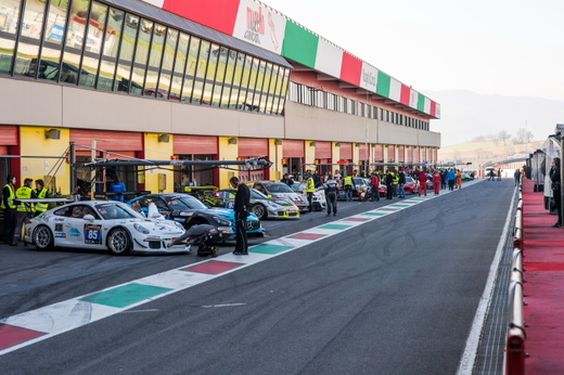 Pitlane.jpg