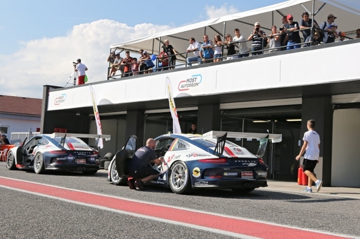 Porche_Most_2.jpg