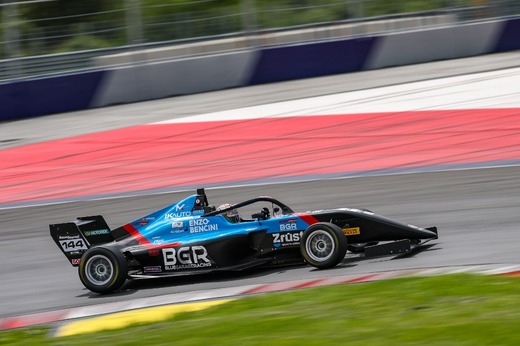 R1PF1328.JPG