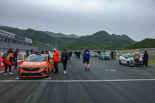 R3LF9895.jpg