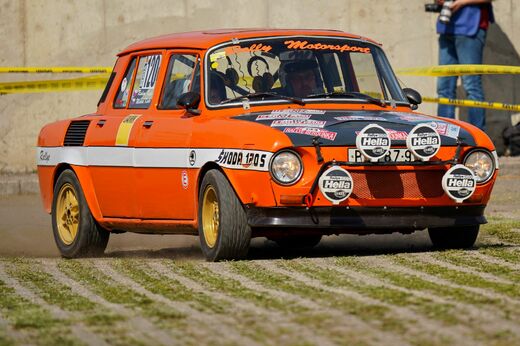 Rallye_Praha_Revival_Hipodrom_24_20.jpg