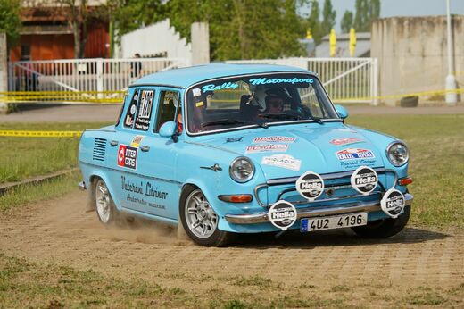 Rallye_Praha_Revival_Hipodrom_24_60.jpg