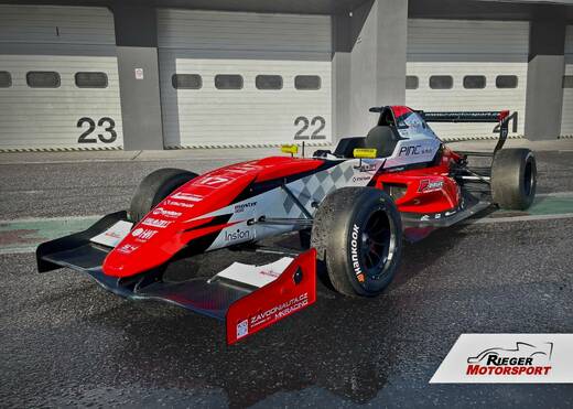 renault_predstaveni.jpg