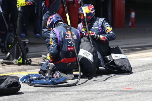 spn_sun_red_bull_pit_144.jpg