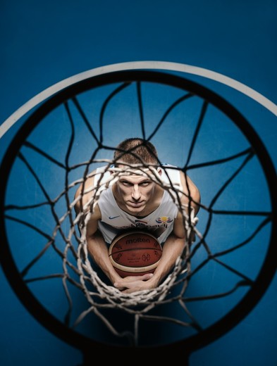 Svacek_vítěz portret_basketbalista Pavel Pumprla.jpg