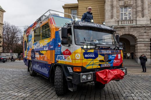 Tatra_kolem sveta_odjezd_12.jpg